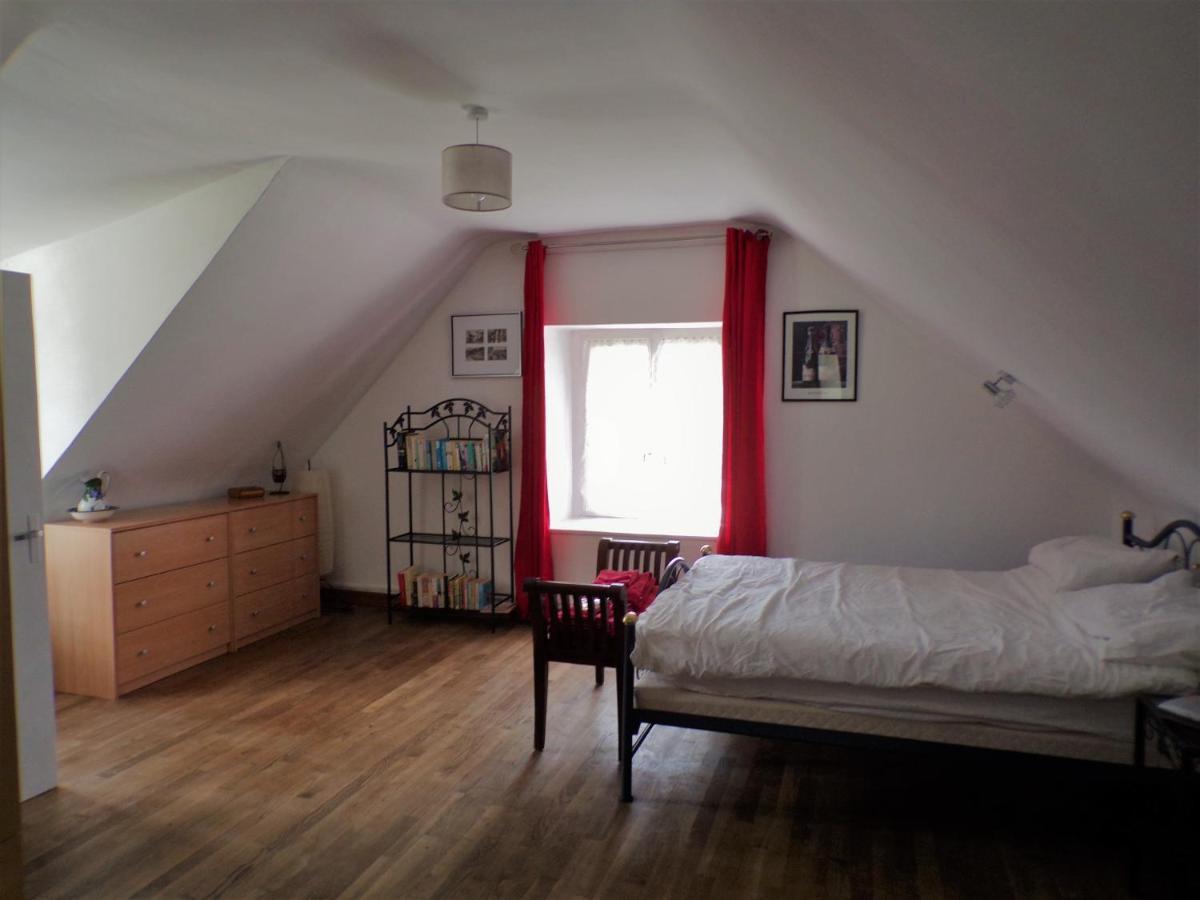Ker Jerome - Traditional Stone Breton Cottage Near To Dinan Trelivan Esterno foto